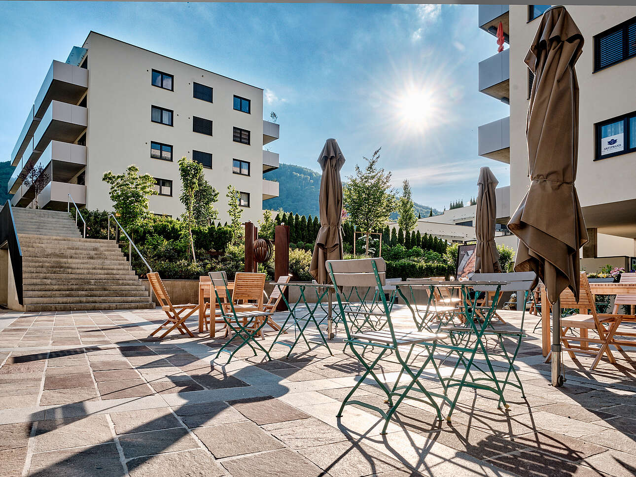 Vorplatz der Kaiserapartments im Wohnpark Graz-Gösting